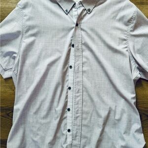 Men's Short-Sleeve Construct Button-Down Shirt in Light blue